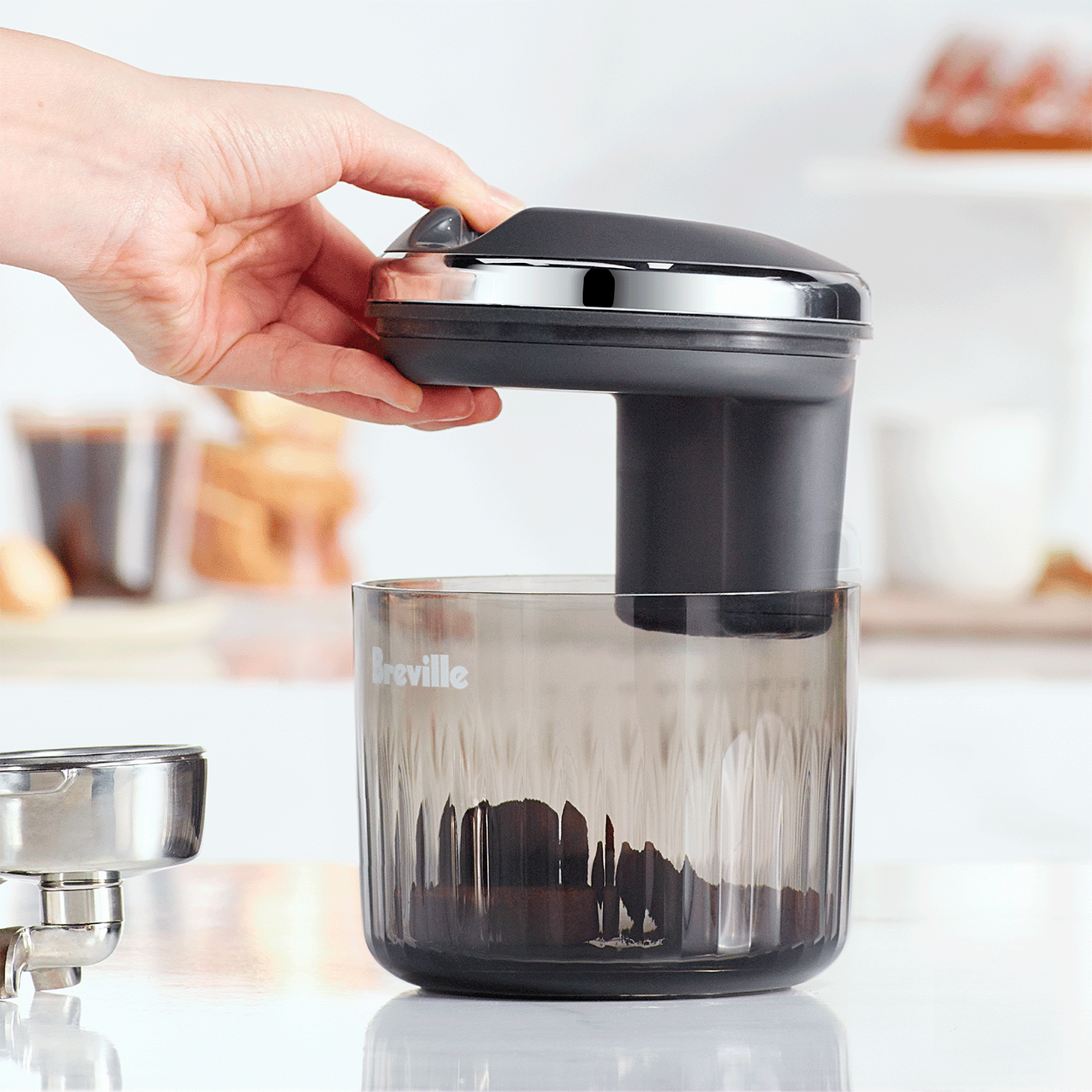 Breville the Puck Sucker
