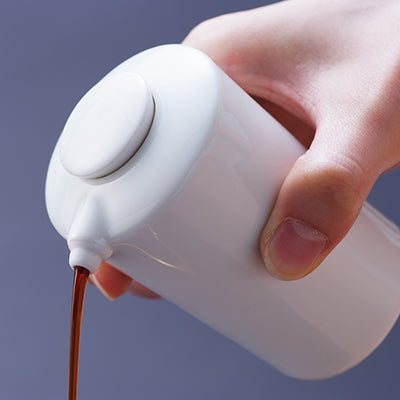soy_sauce_pour.jpg