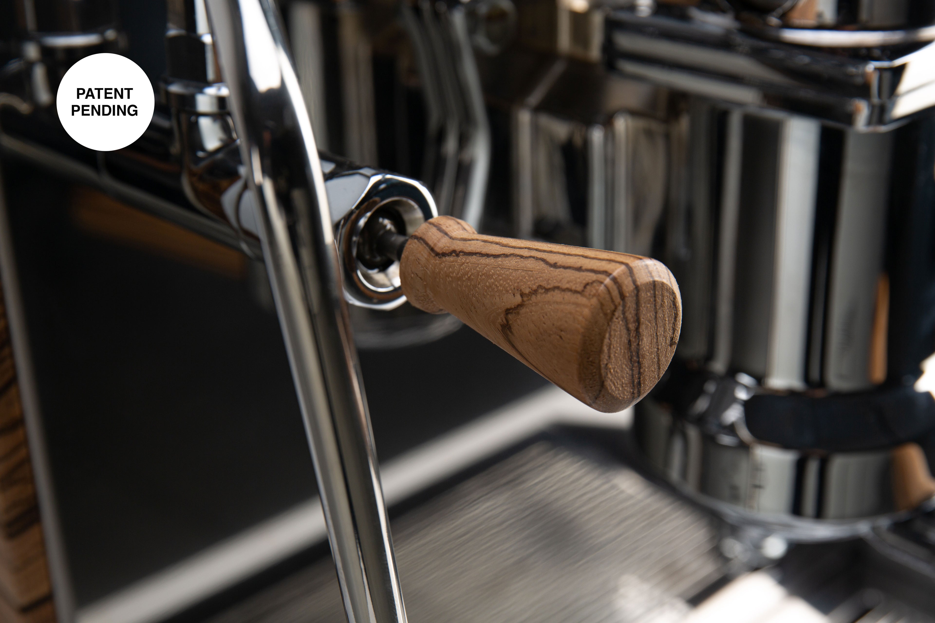 Nurri Leva Coffee Machine (Zebrano)