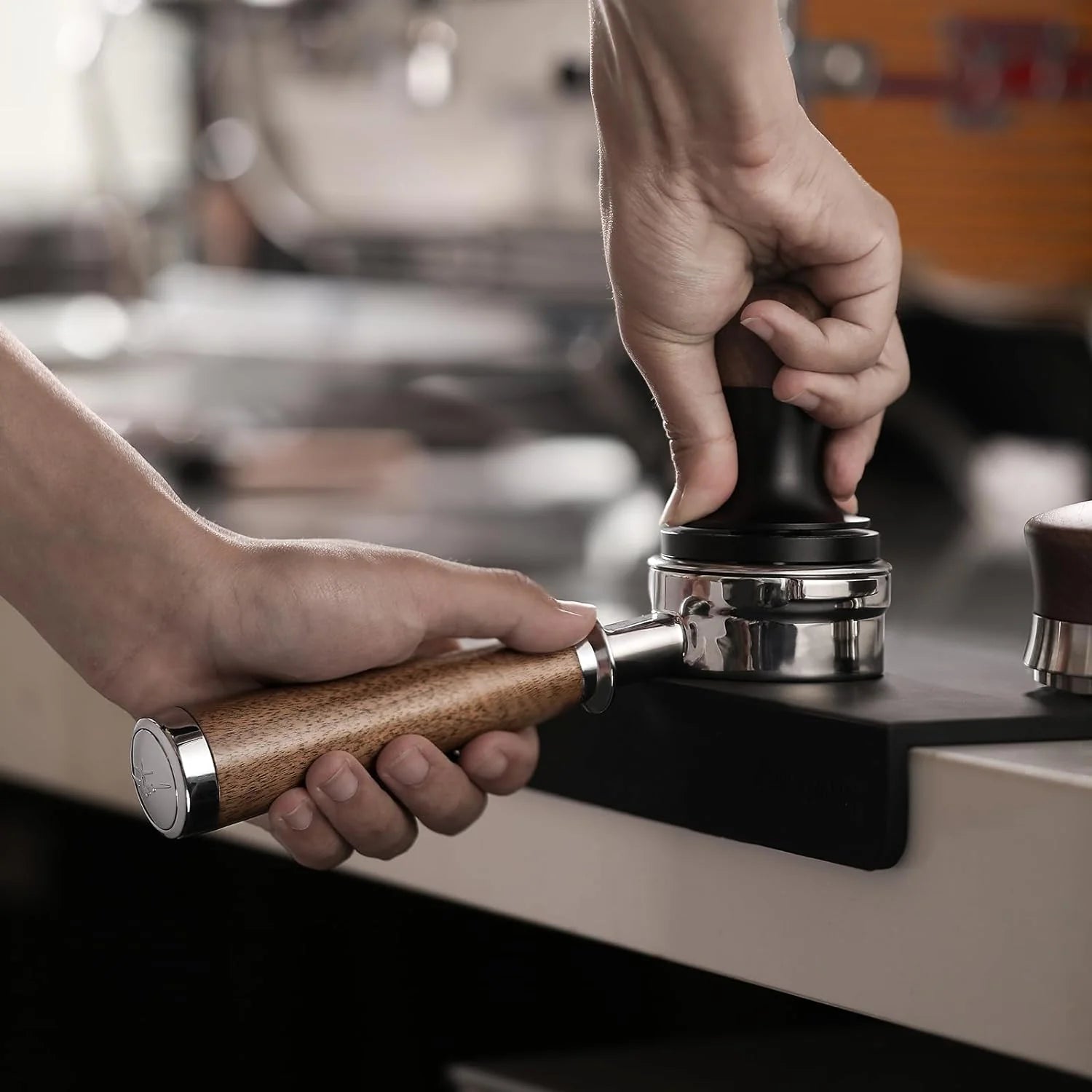 MHW-3BOMBER Bottomless Portafilter 58mm La Marzocco/ E61