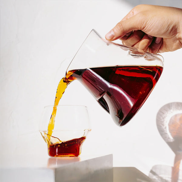 Avensi Cyclone Sensory Carafe