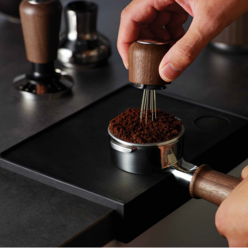 Breville the 2-in-1 Distribution Tool 58