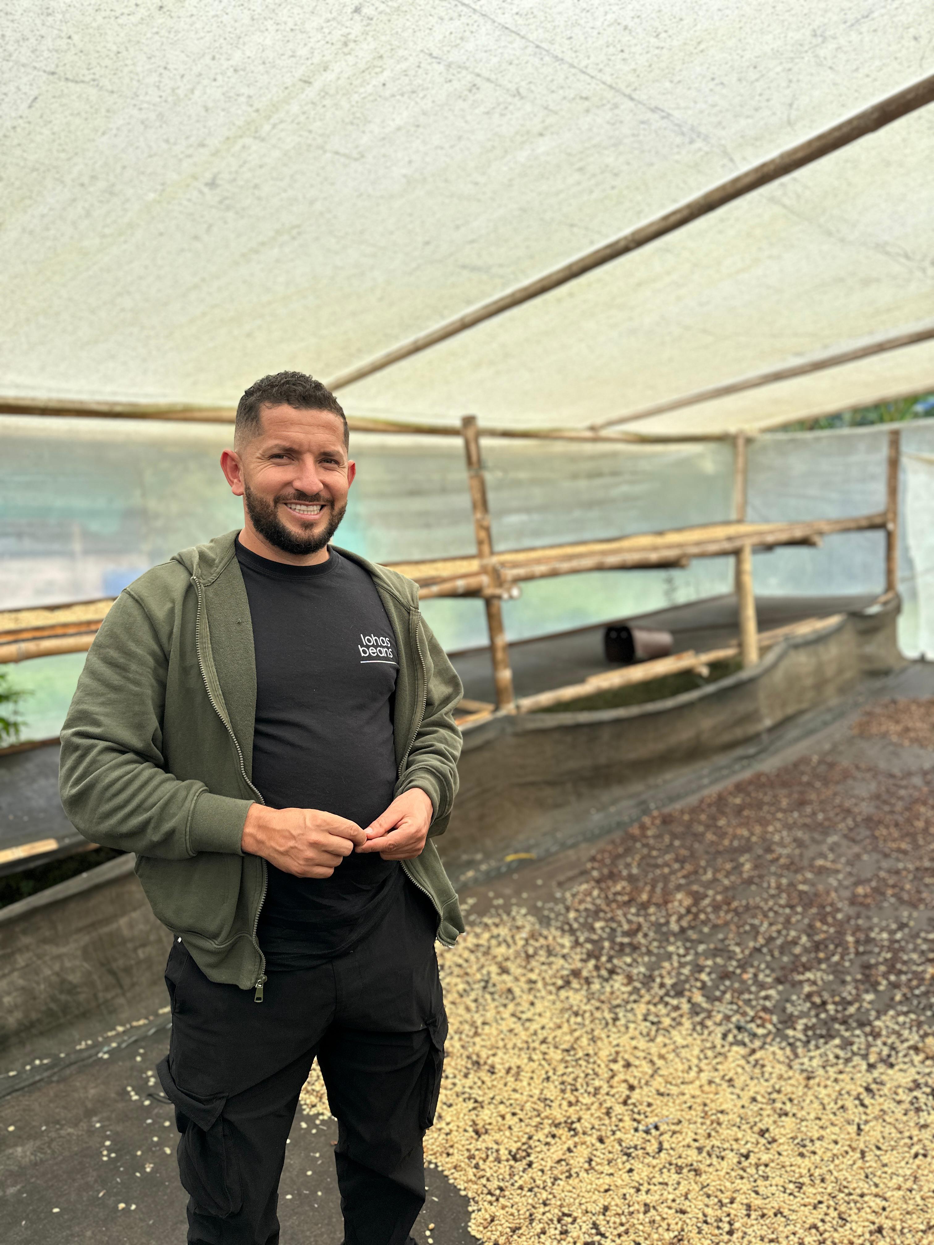 Colombia | Zarza | Jonathan Gasca | Pacamara Natural (Tropical Fruit Forward Lush) | Signature Series