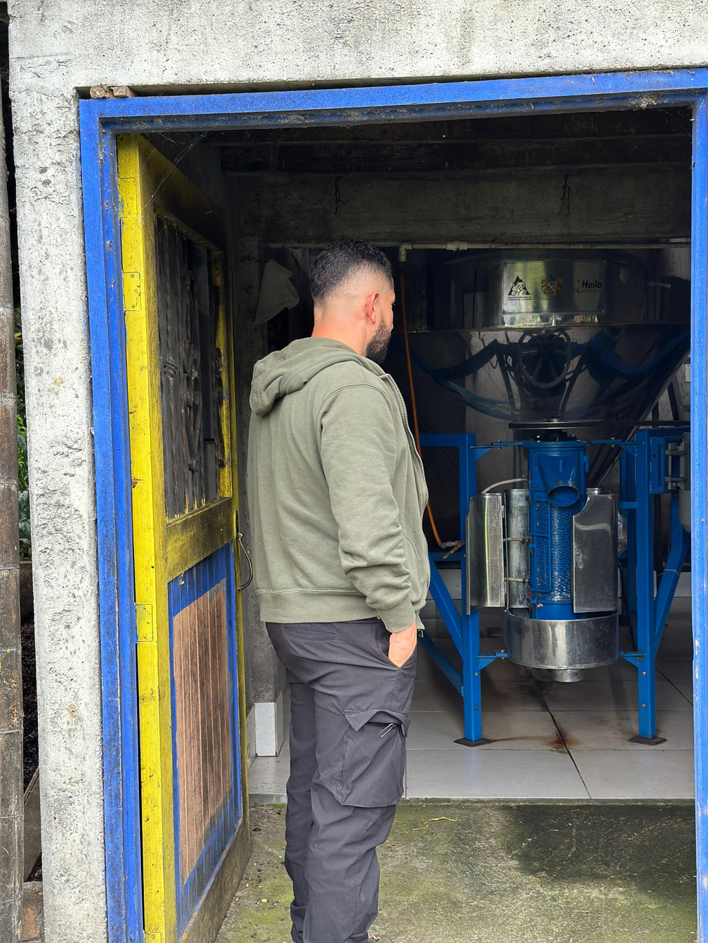 Colombia | Zarza | Jonathan Gasca | Pacamara Natural (Tropical Fruit Forward Lush) | Signature Series