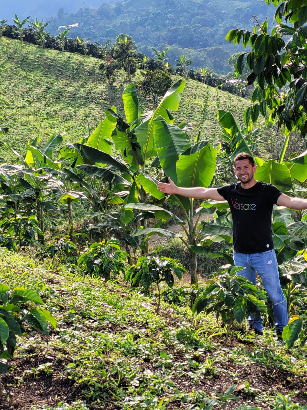 Colombia | Zarza | Jonathan Gasca | Pacamara Natural (Tropical Fruit Forward Lush) | Signature Series