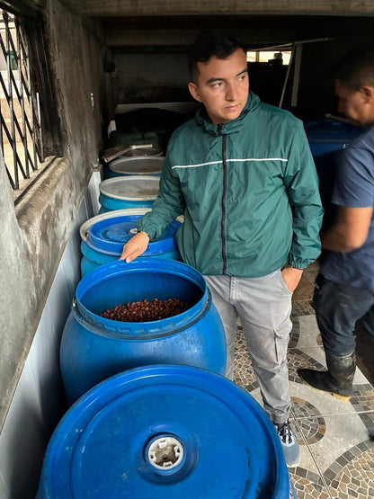 Colombia | El Diviso | Adrian Lasso | Sidra Bourbon Duo Cherry Velvet | Signature Series