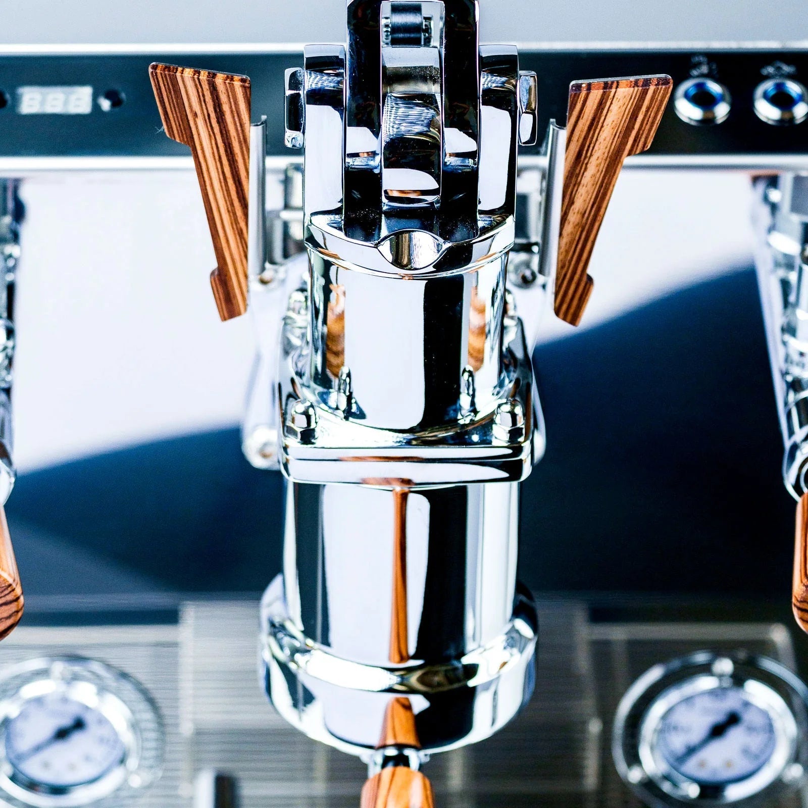 Nurri-Leva-Espresso-Machine-Clive-Coffee-KO-08.webp