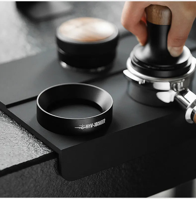 MHW-3BOMBER Magnetic Dosing Ring Black 58mm