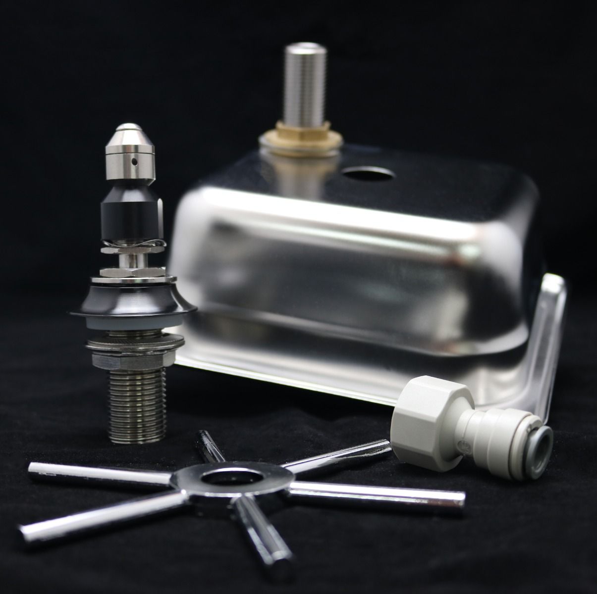 Rhino On Bench Rinser 150mm