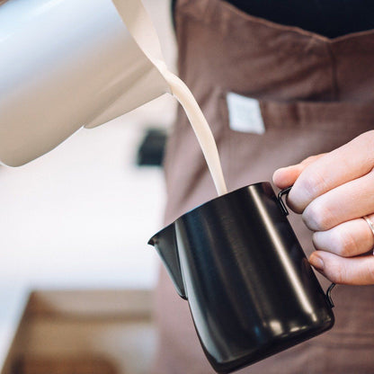 rcg_milk_pitchers4_1.jpg
