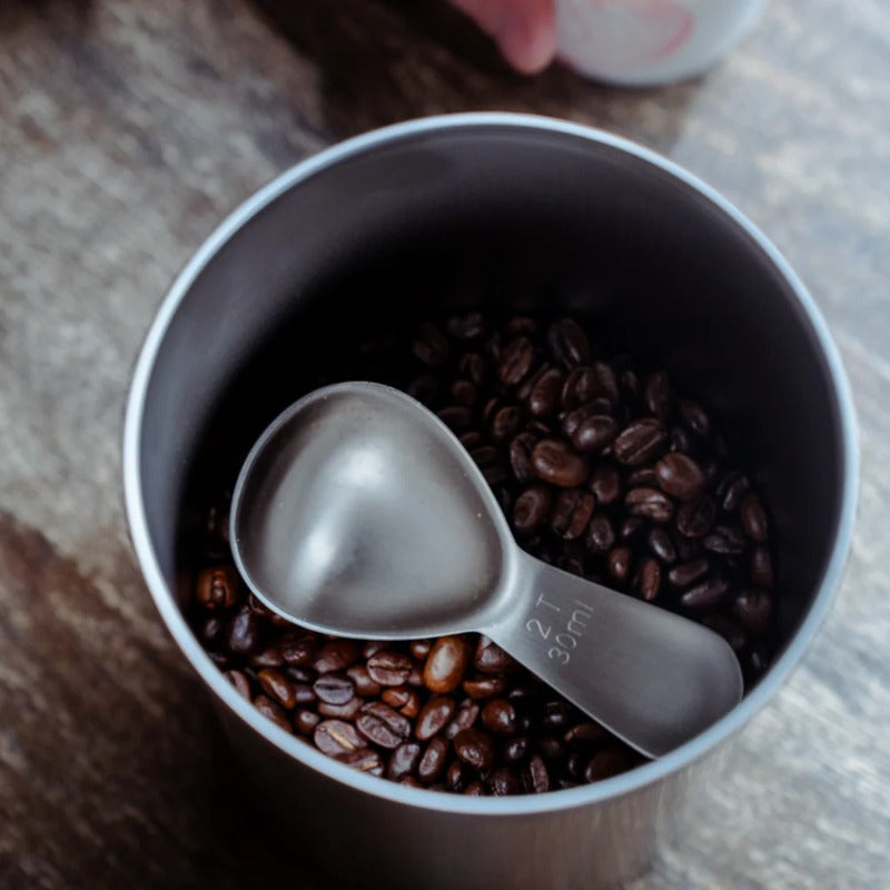 Airscape coffee scoop with coffee beans